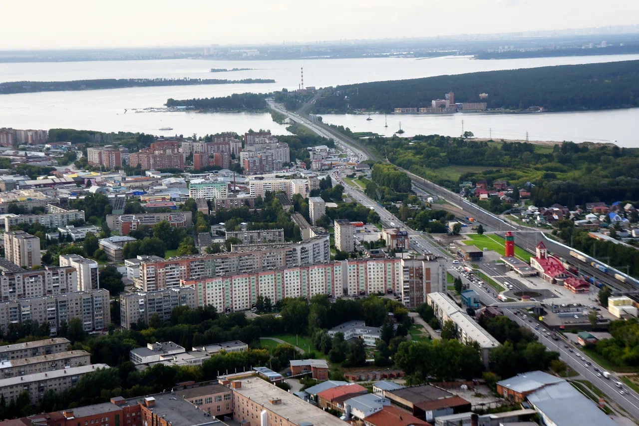 Новые города-побратимы: Бердск и Кызыл-Кия подписали соглашение о сотрудничестве