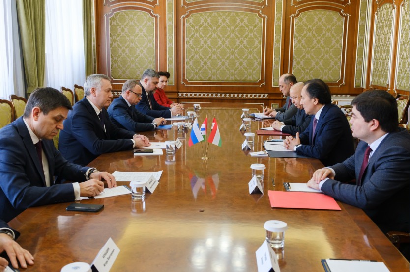 фото с сайта правительства НСО DSCF1514